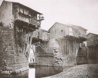 John Thomson : " Le Pont de Tcha -Tchou sur la rivire Han  " 1870  