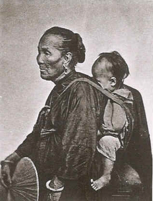 John Thomson : " Femme de Canton et son enfant " 1871  