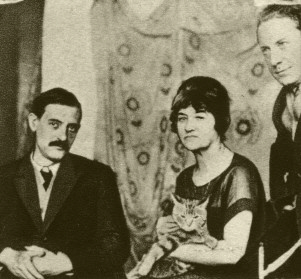 Maurice Utrillo, Suzanne Valadon et André Utter en 1919 © 